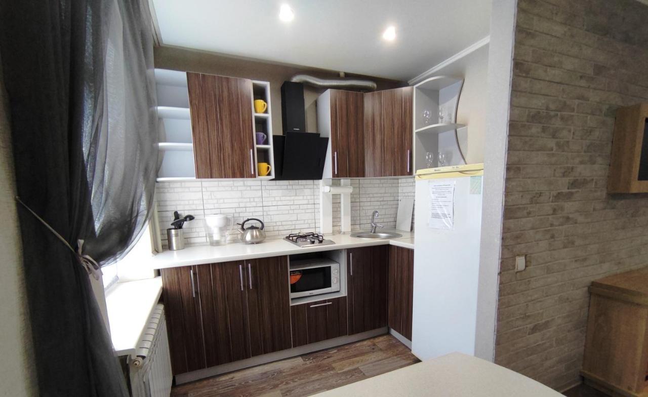 Люкс В Центре Металлургов 31 Kr Apartments ครือวอยร็อก ภายนอก รูปภาพ